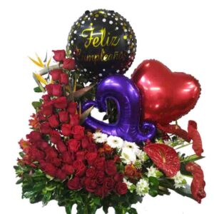 Arreglo de 80 rosas rojas y globos