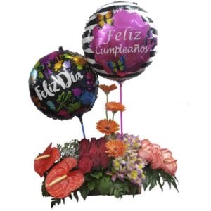 Arreglo de rosas rojas gerberas astromelias y globos