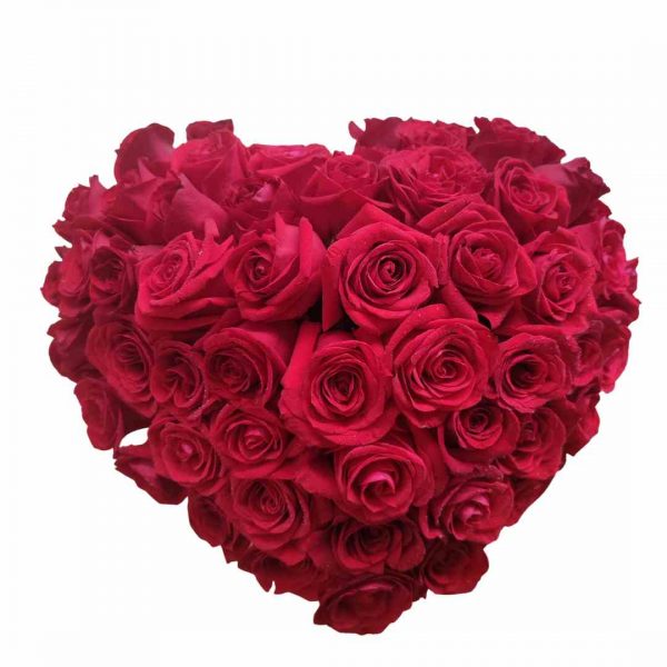 Caja de rosas en forma de corazon 50