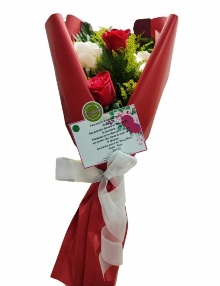 ramillete de 4 rosas oferta ramillete de 4 rosas oferta